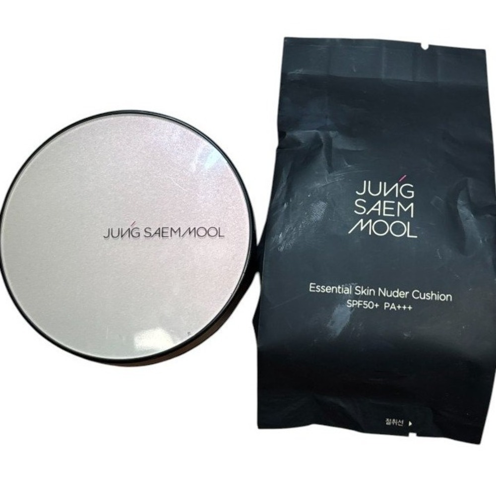 Jung Saem Mool Essential Skin Nuder Case and Cushion Foundation Refill‎ SPF 50+